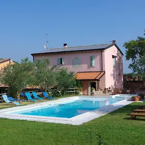 Alloggio per agriturismo La Casa Del Mandorlo, Monzambano